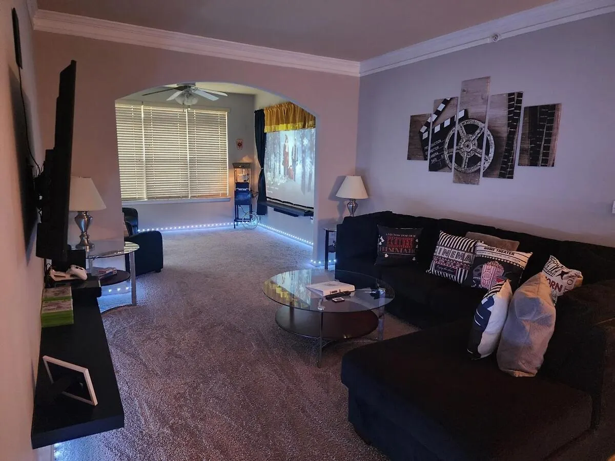 شقة Two The Movies - Spacious Rooms - Sleeps 7 Instant Booking! تشارلوت الولايات المتحدة الأمريكية